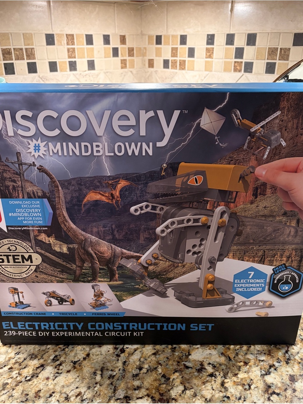 Discovery 239 piece Electricity Construction Set STEM Kit